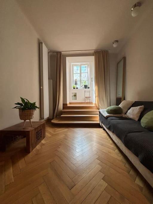 Studio Orient Express Warsaw Luaran gambar